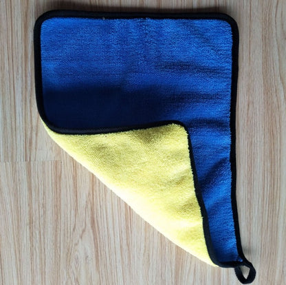 Ultra-Soft Microfiber Car Cleaning Towel - Sustainable stuff